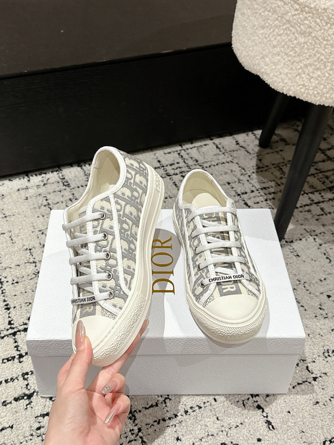 DIOR CD WALK'N SNEAKER IN GRAY EMBROIDERED COTTON