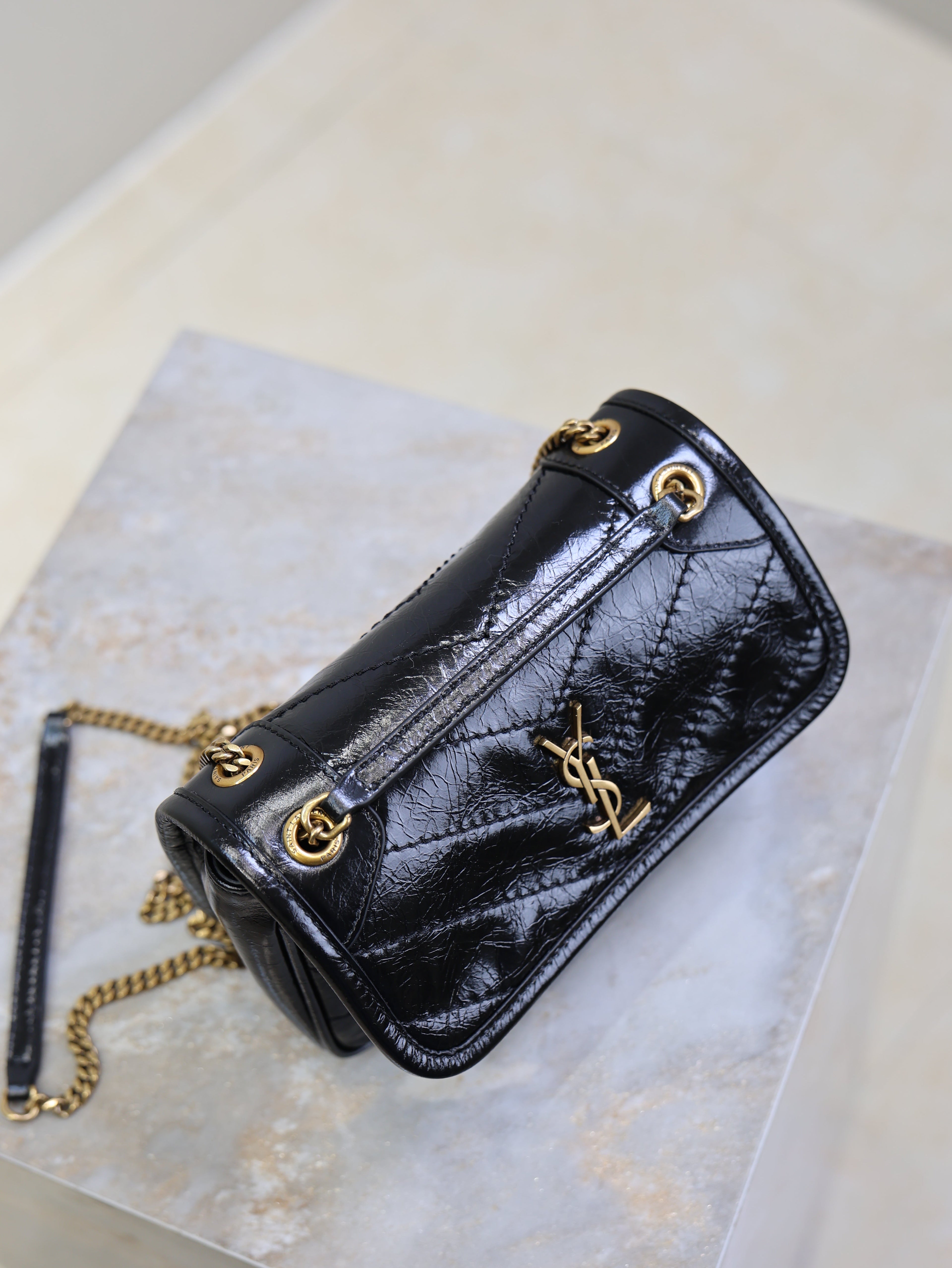 YSL 25S NIKI BAG 18 IN BLACK GLOSSY CALFSKIN GOLD HARDWARE