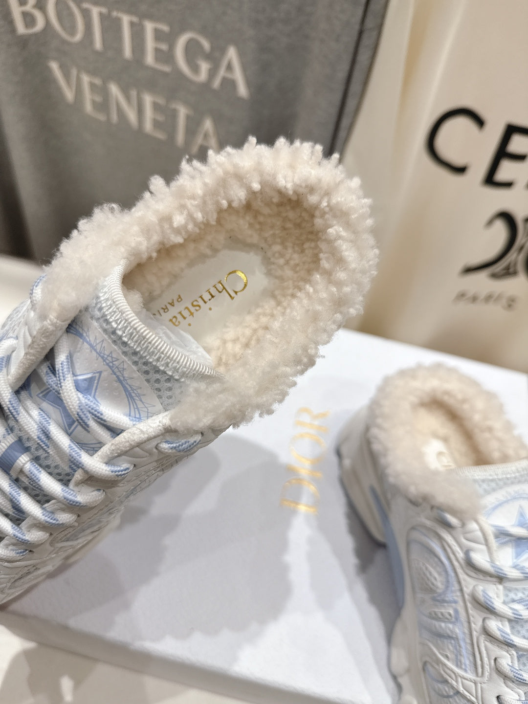 DIOR CHRONO SNEAKER 25S IN WHITE MIX BLUE LAMBSKIN AND MESH FABRIC STYLE 9