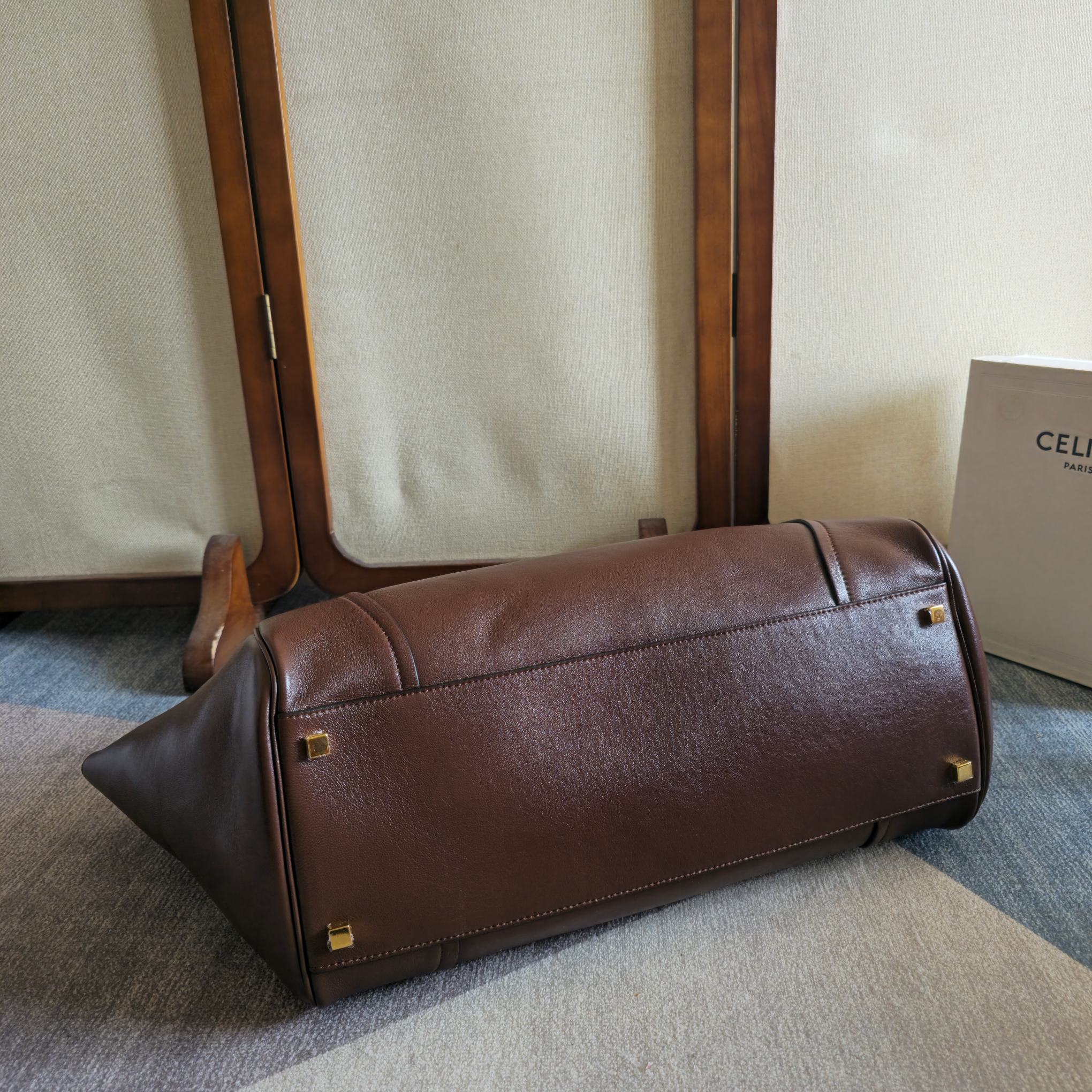 CELINE 25S MEDIUM SMILING NEW LUGGAGE 44MM IN SYRAH RED SUPPLE SHINY LAMBSKIN