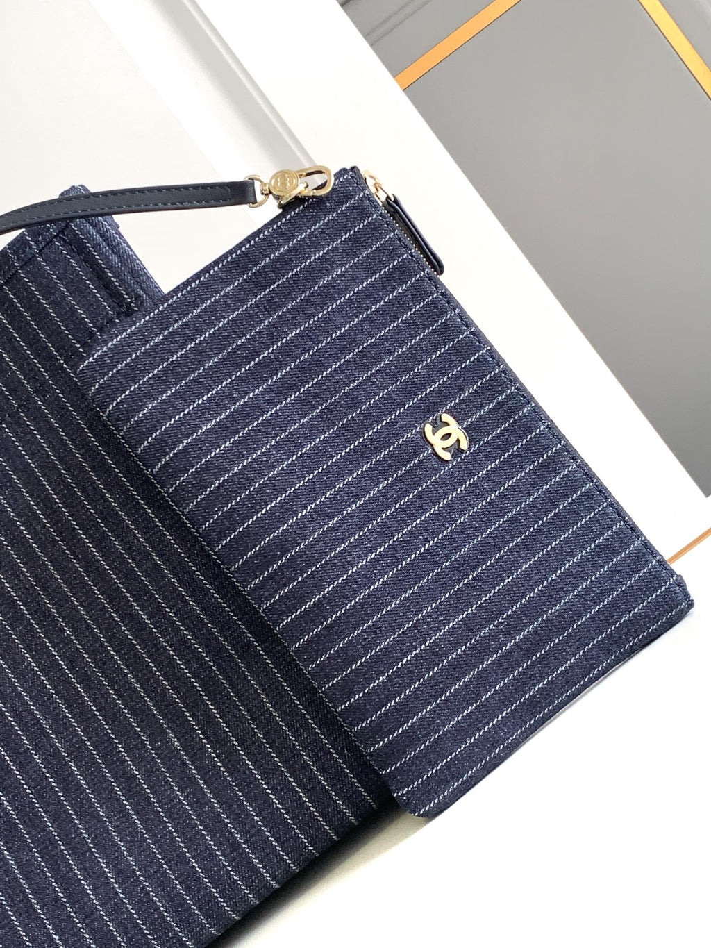 CHANEL 25S TOTE BAG 32 CM IN NAVY BLUE CANVAS