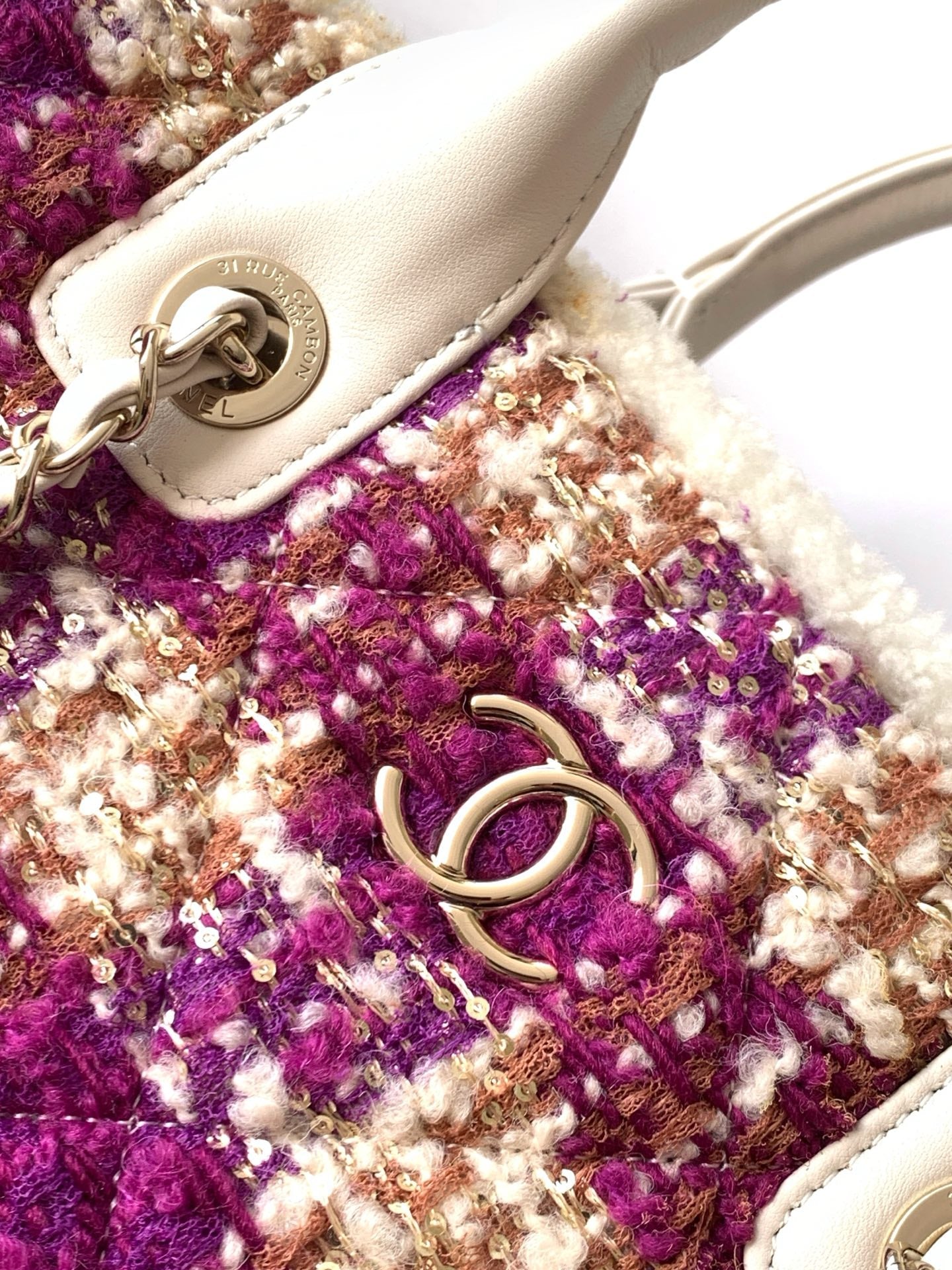 CHANEL 25S SHOPPING BAG 40 IN DARK PINK MIX WHITE TWEED