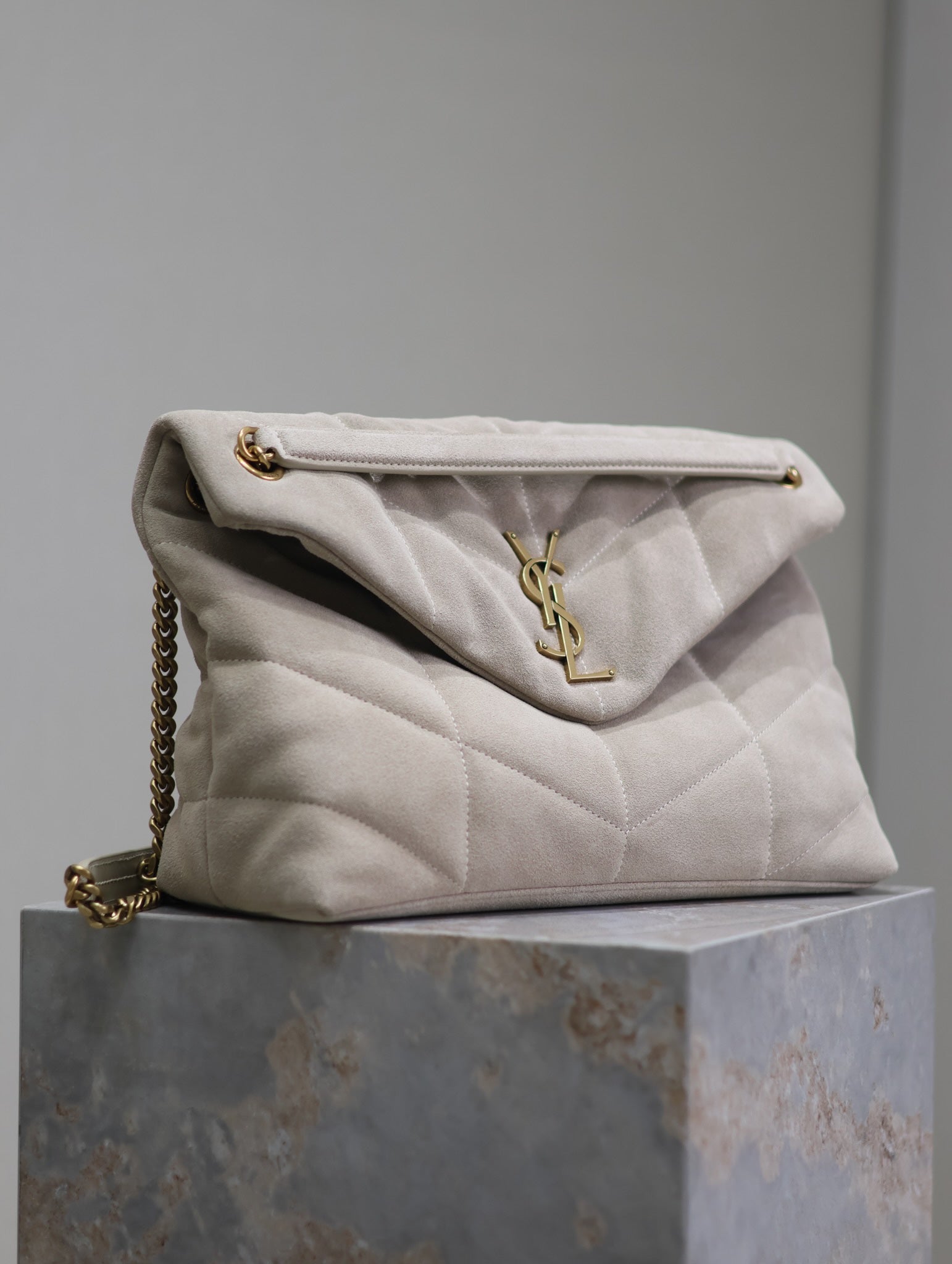 YSL 25S LOULOU PUFFER GM 35 IN SMOKEY TAUPE SUEDE GOLD HARDWARE